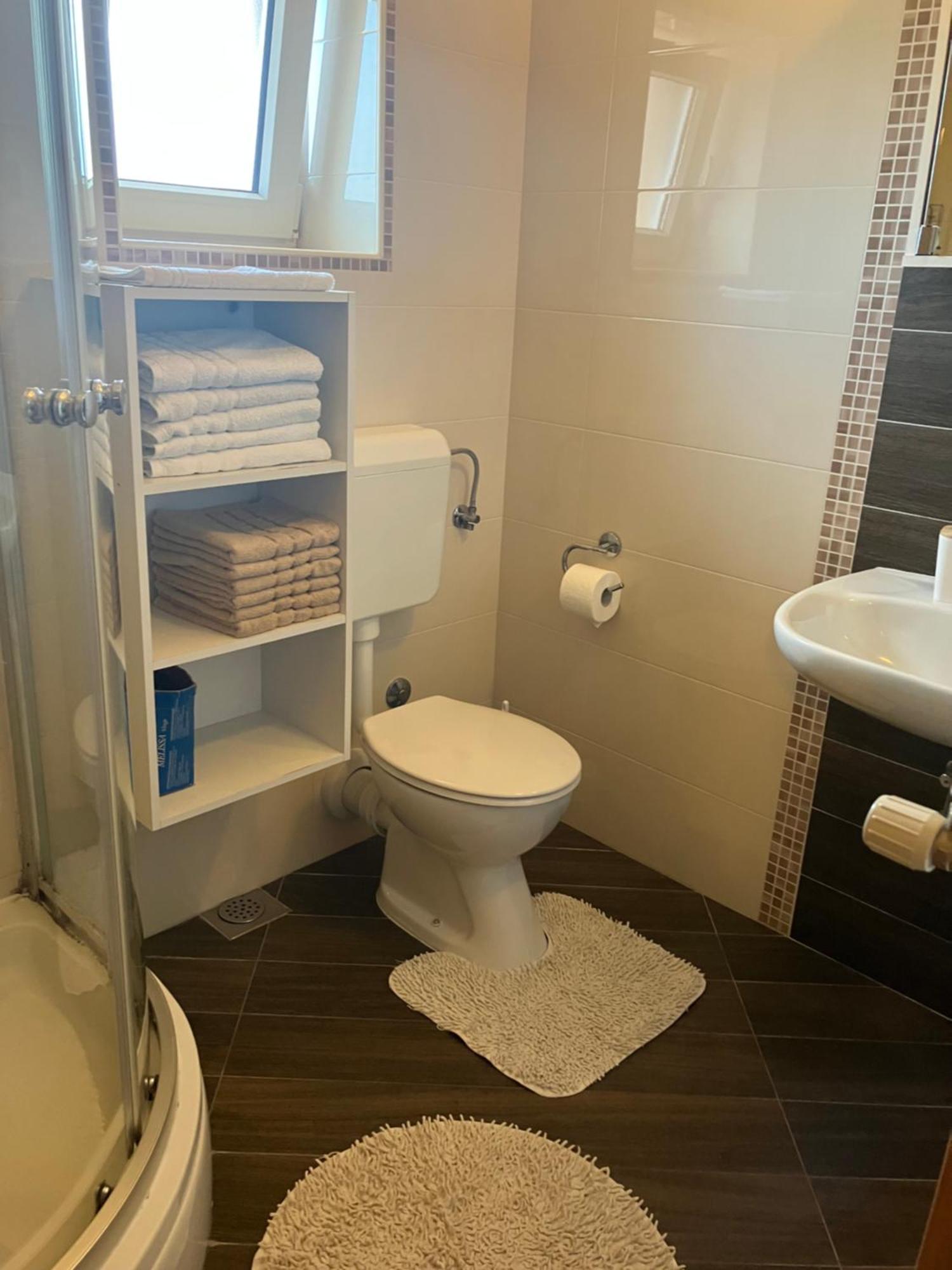 Apartman Voch Zambratija Kültér fotó